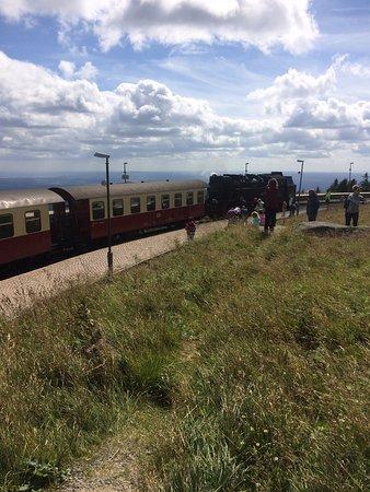 Zur Harzquerbahn